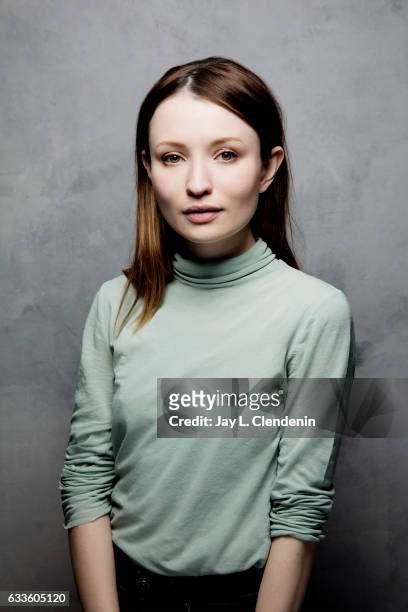 2,801 Emily Browning Photos & High Res Pictures